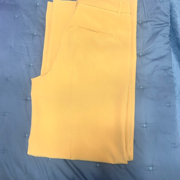 Banana Republic Yellow Wide-Leg Pants - Picture 7 of 9